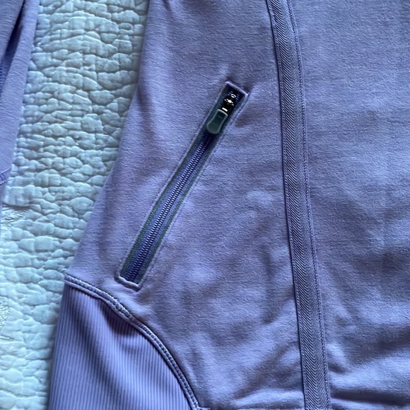 Lululemon Technical Half Zip Top size 4 - Picture 9 of 10